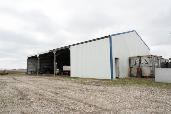 1975 County Road 1440, Moberly, MO 65270